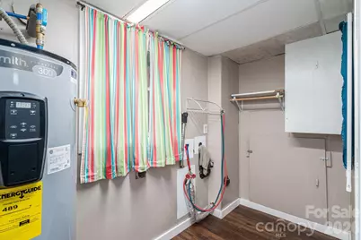 1369 Chancellor Drive, Claremont, NC 28610 - Photo 20