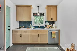 349 Country Club Rd, Asheville, NC 28804 - Photo 14