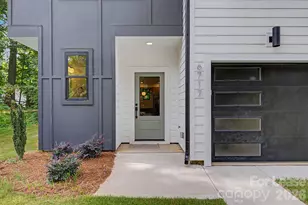 6717 Tracy Ave, Charlotte, NC 28214 - Photo 2