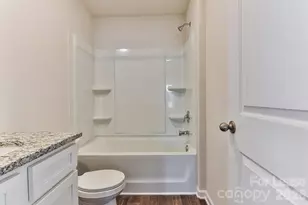 6136 Ahoskie Dr, Charlotte, NC 28215 - Photo 20