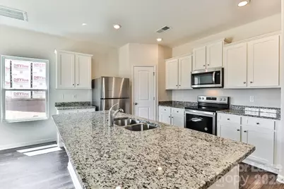6136 Ahoskie Drive, Charlotte, NC 28215 - Photo 8