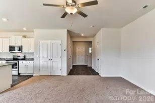 6136 Ahoskie Dr, Charlotte, NC 28215 - Photo 12