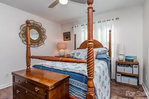 1052 Churchill Downs Ct, Charlotte, NC 28211 - Photo 12