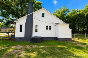609 Dallas St, Chester, SC 29706 - Photo 4