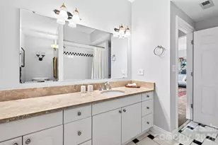 10 Blackberry Ln, Asheville, NC 28804 - Photo 38