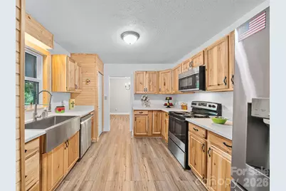 101 Sam Robertson Road, Burnsville, NC 28714 - Photo 6
