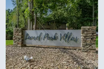 33 Lake Drive #G-1, Laurel Park, NC 28739 - Photo 2