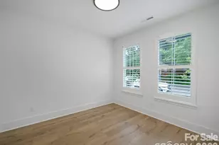 2516 Park Rose Ln, Charlotte, NC 28204 - Photo 4