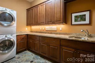 383 Eagle Ridge Rd, Zirconia, NC 28790 - Photo 38