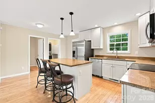 32 Jeff Dr, Asheville, NC 28806 - Photo 4
