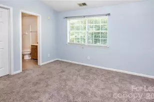 3134 Summercroft Ln, Charlotte, NC 28269 - Photo 10