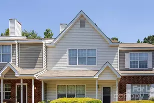 3134 Summercroft Ln, Charlotte, NC 28269 - Photo 2