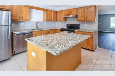 3134 Summercroft Lane, Charlotte, NC 28269 - Photo 6