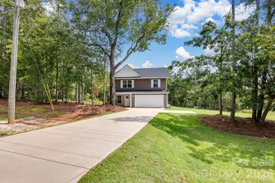 219 W North Corner Road, Lancaster, SC 29720 - Photo 2