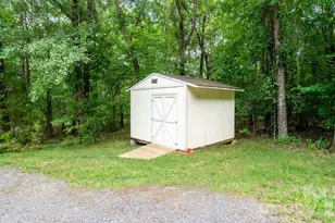 2349 Brown Creek Church Rd, Wadesboro, NC 28170 - Photo 28