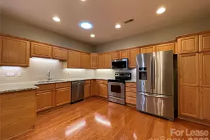 8409 Olde Troon Dr, Charlotte, NC 28277 - Photo 6