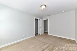 4316 Hubbard Rd, Charlotte, NC 28269 - Photo 36