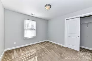 4316 Hubbard Rd, Charlotte, NC 28269 - Photo 32