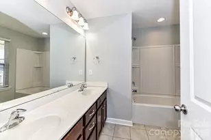 4316 Hubbard Rd, Charlotte, NC 28269 - Photo 34