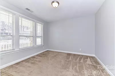 4316 Hubbard Road, Charlotte, NC 28269 - Photo 8