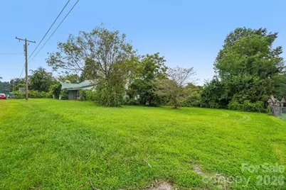 214 Sunset Street NW, Lenoir, NC 28645 - Photo 14