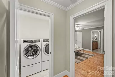 2230 Lockhart Drive, Charlotte, NC 28203 - Photo 14