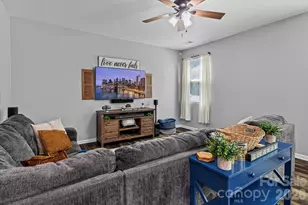 7513 Meridale Forest Dr, Charlotte, NC 28269 - Photo 14