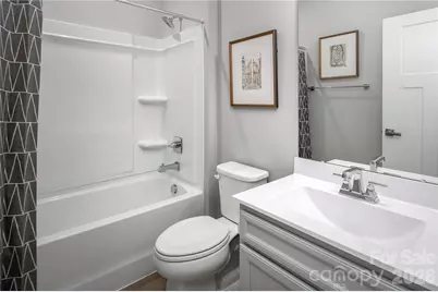 925 Heathway Drive, Charlotte, NC 28213 - Photo 18