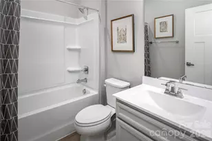 925 Heathway Dr, Charlotte, NC 28213 - Photo 18