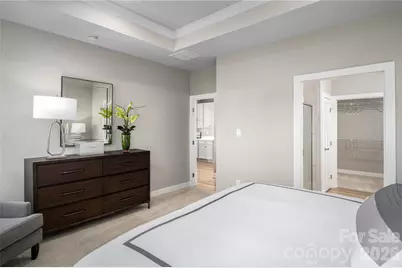 925 Heathway Drive, Charlotte, NC 28213 - Photo 12