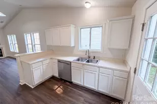 3011 Kansas City Dr, Monroe, NC 28110 - Photo 8