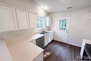 3011 Kansas City Dr, Monroe, NC 28110 - Photo 2