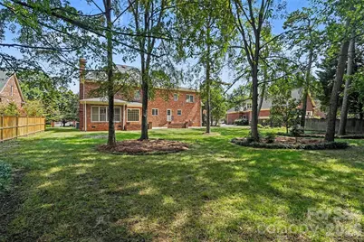 7708 Red Oak Lane, Charlotte, NC 28226 - Photo 34