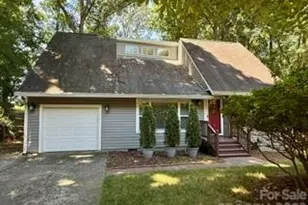 9424 Fairway Ridge Rd, Charlotte, NC 28277 - Photo 1