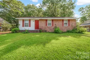 320 S Myrtle School Rd, Gastonia, NC 28052 - Photo 1