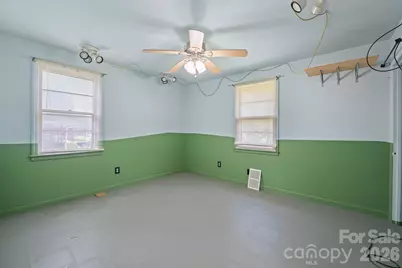 320 S Myrtle School Road, Gastonia, NC 28052 - Photo 16