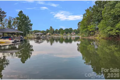 218 Lineberger Drive, Mooresville, NC 28117 - Photo 2
