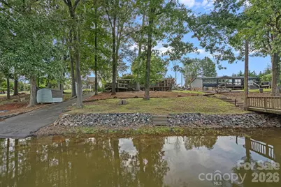218 Lineberger Drive, Mooresville, NC 28117 - Photo 4