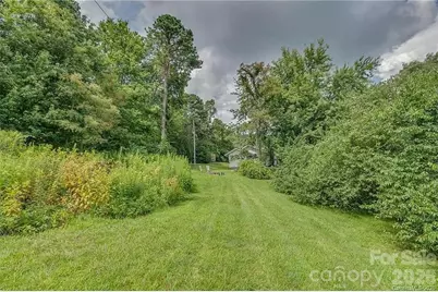 1324 Low Gap Road, Hendersonville, NC 28792 - Photo 10