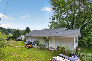 1324 Low Gap Rd, Hendersonville, NC 28792 - Photo 14