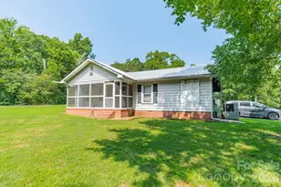 12976 Cabarrus Station Rd, Midland, NC 28107 - Photo 2