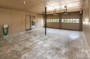 201 Woodlawn Dr, Morganton, NC 28655 - Photo 18
