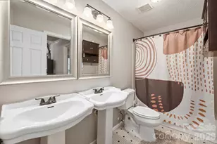 2510 Cranbrook Ln, Charlotte, NC 28207 - Photo 20
