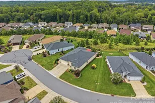 6127 Raven Rock Dr, Denver, NC 28037 - Photo 2