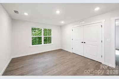1050 5th Street NE, Hickory, NC 28601 - Photo 16