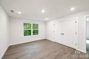1050 5th St NE, Hickory, NC 28601 - Photo 16