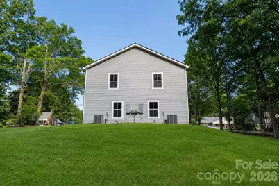 1050 5th Street NE, Hickory, NC 28601 - Photo 18