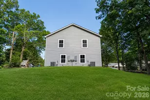 1050 5th St NE, Hickory, NC 28601 - Photo 18
