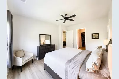 5208 Glenwalk Drive, Charlotte, NC 28269 - Photo 16