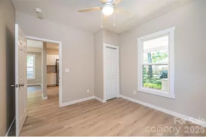 60 5th Street SE, Hickory, NC 28602 - Photo 30